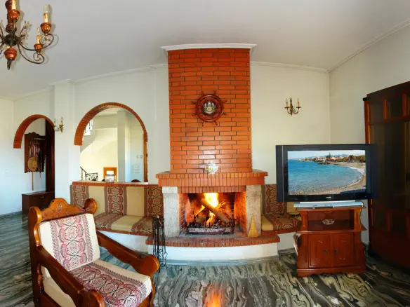 Detached House In Peloponnese With 280 M² Area