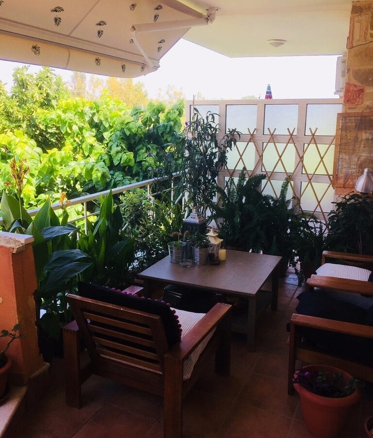 Detached House In Peloponnese With 450 M² And Garden