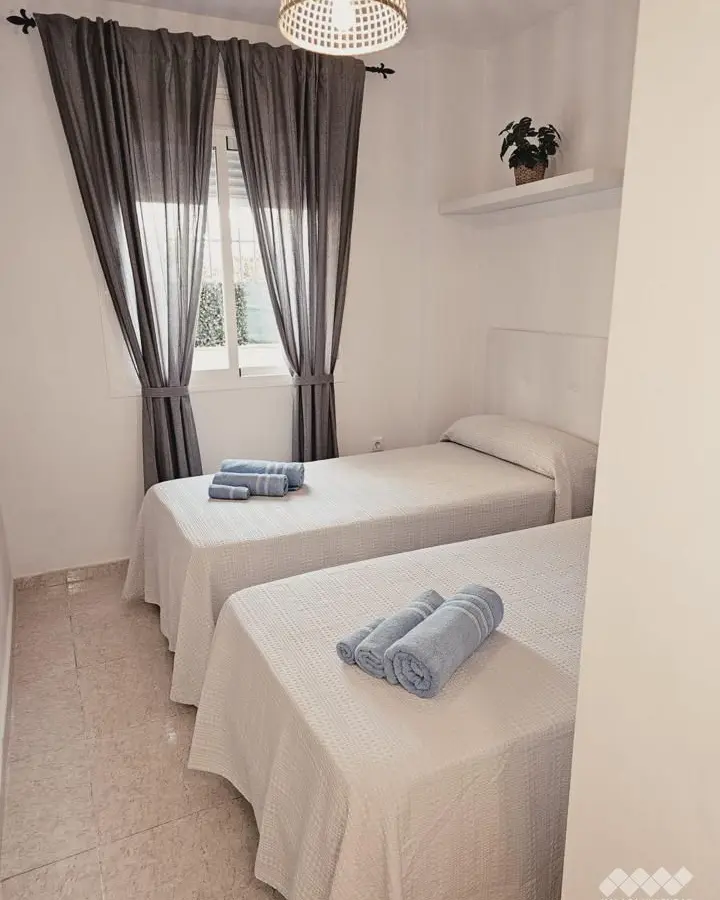 2-bedroom Flat In Benalmádena, Spain (76 M²)