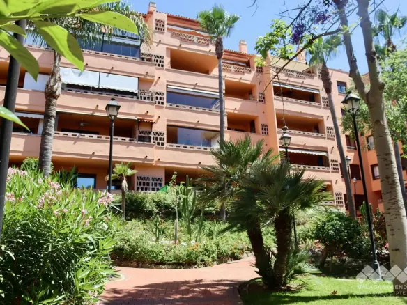 3-bedroom Duplex In Marbella, Spain (150 M²)