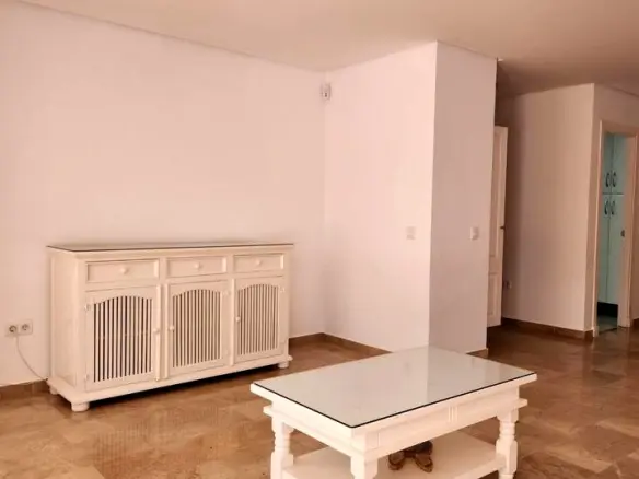 2-bedroom Flat In Benalmádena, Spain (187 M²)