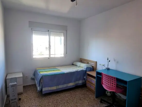 4-bedroom Flat In Fuengirola, Spain (180 M²)