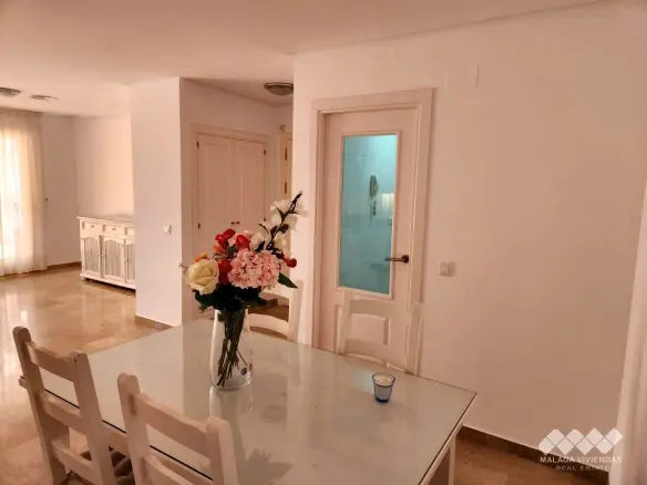 2-bedroom Flat In Benalmádena, Spain (187 M²)