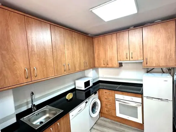 2-bedroom Flat In Málaga, Spain (84 M²)