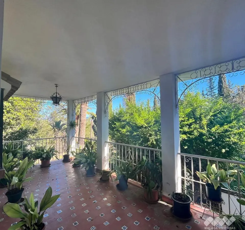 6-bedroom Villa In Málaga, Spain (360 M²)