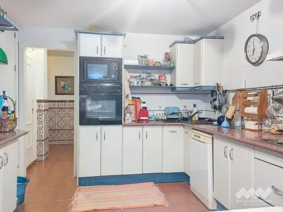 4-bedroom Villa In Las Lagunas De Mijas, Spain (240 M²)