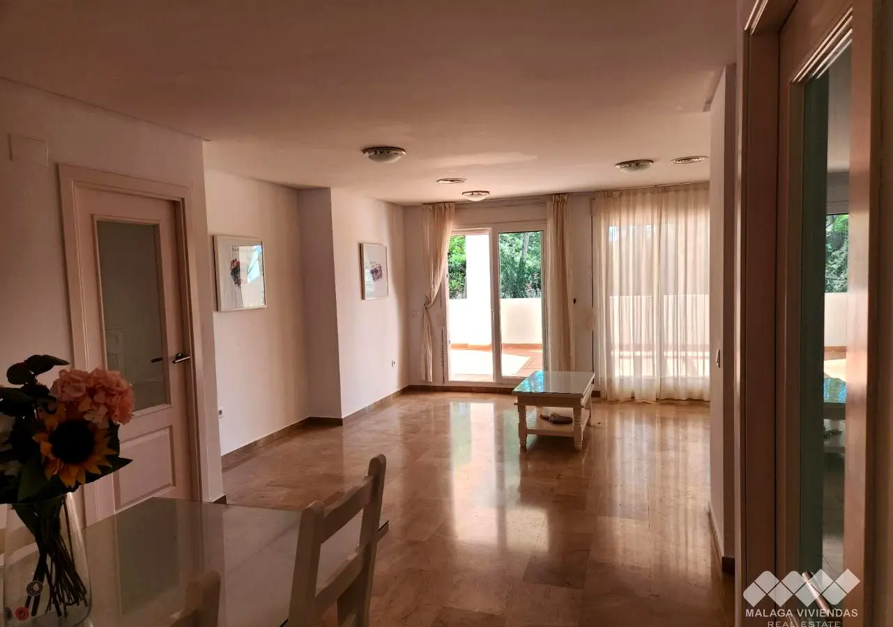 2-bedroom Flat In Benalmádena, Spain (187 M²)