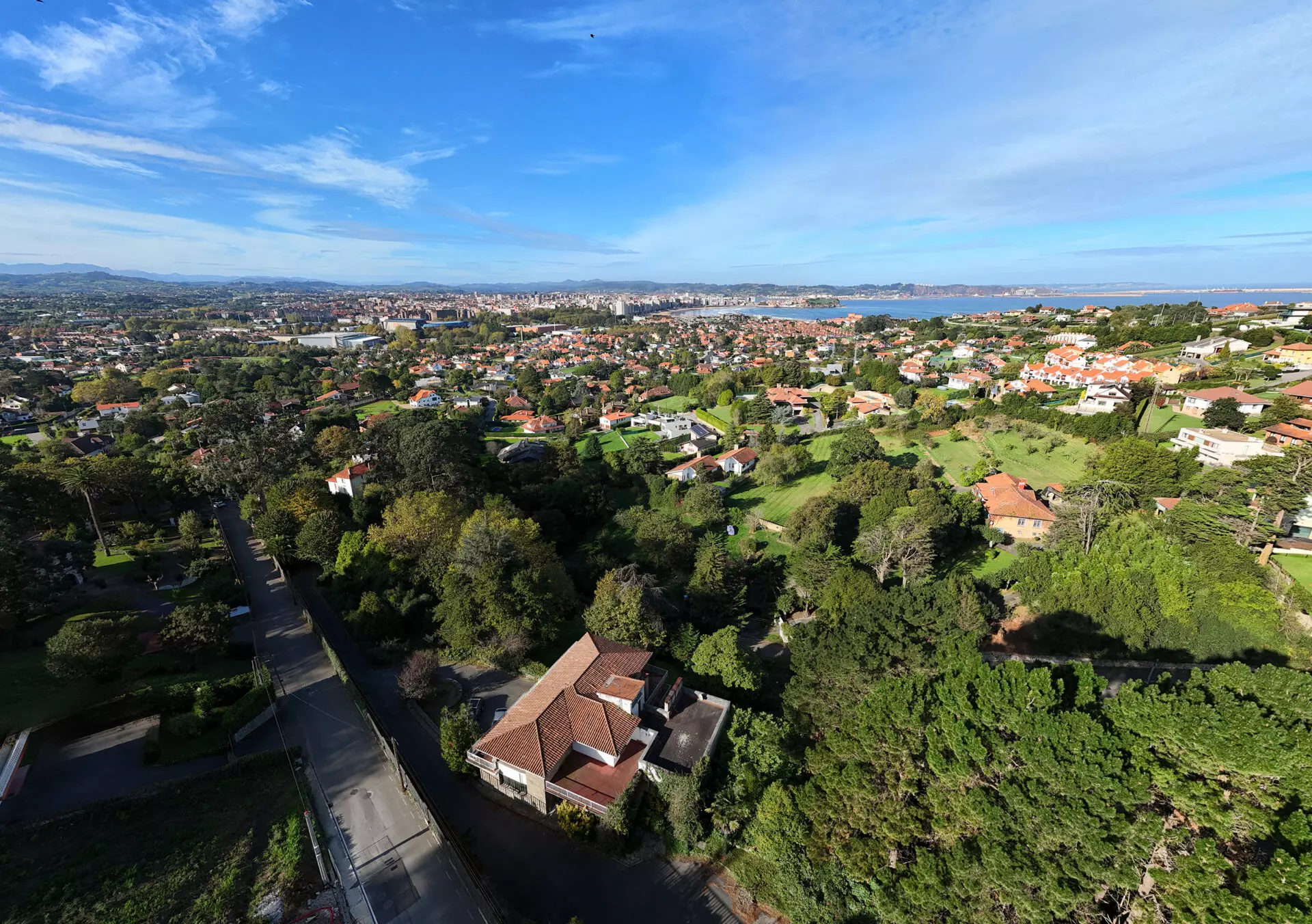 DJI_20251014193831_0042_D_XURDE