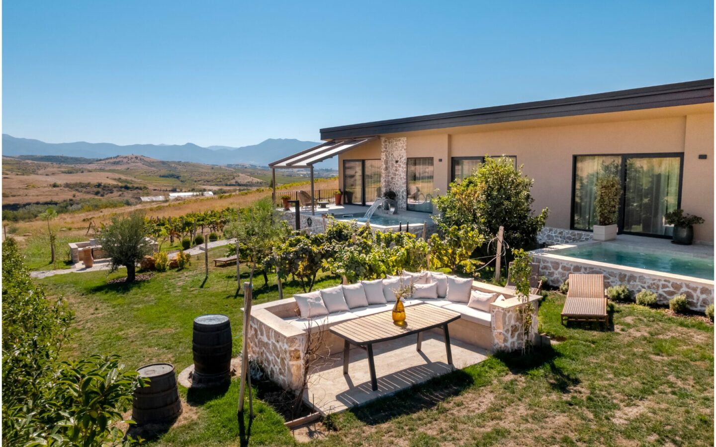 Vineyard Properties Featuring Multiple Bedrooms In Scenic Region