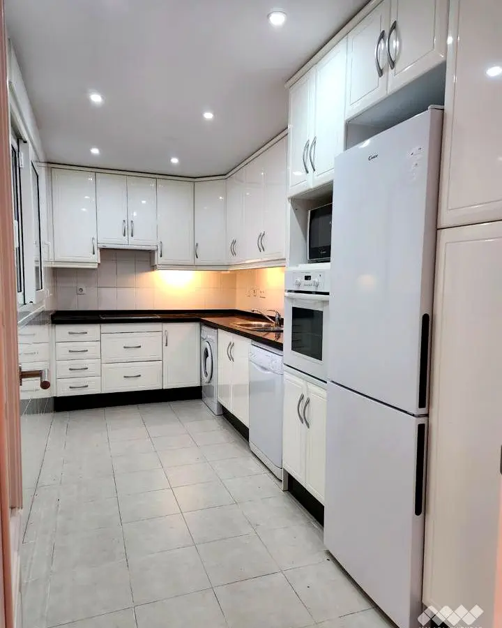 2-bedroom Flat In Benalmádena, Spain (187 M²)