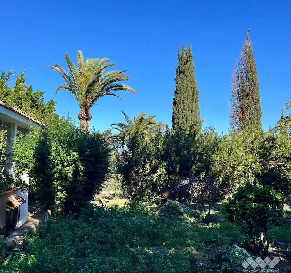 6-bedroom Villa In Málaga, Spain (360 M²)