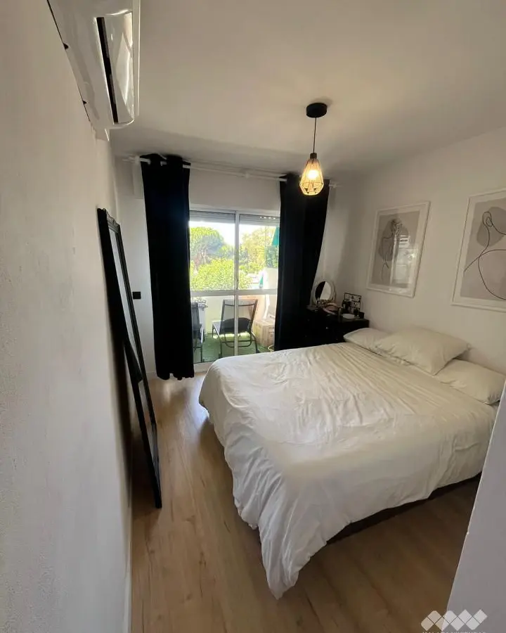 2-bedroom Flat In Marbella, Spain (76 M²)
