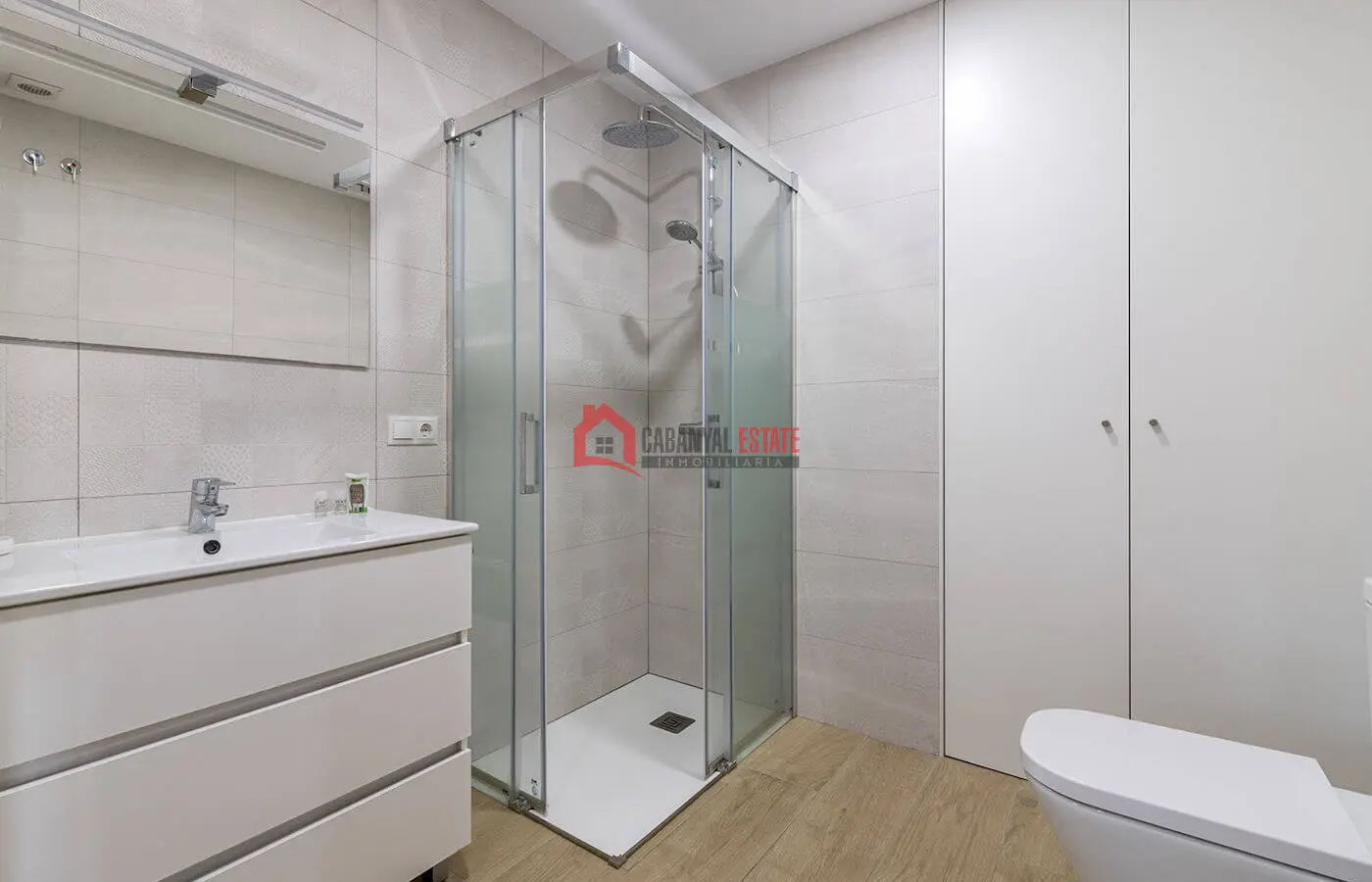 3-bedroom Low Level In Valencia (87 M²)