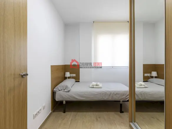 3-bedroom Low Level In Valencia (87 M²)