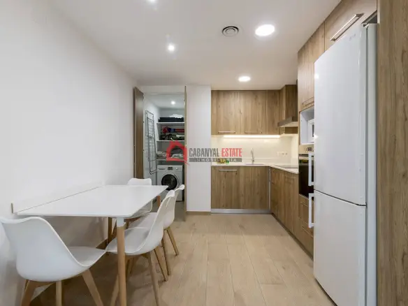 3-bedroom Low Level In Valencia (87 M²)