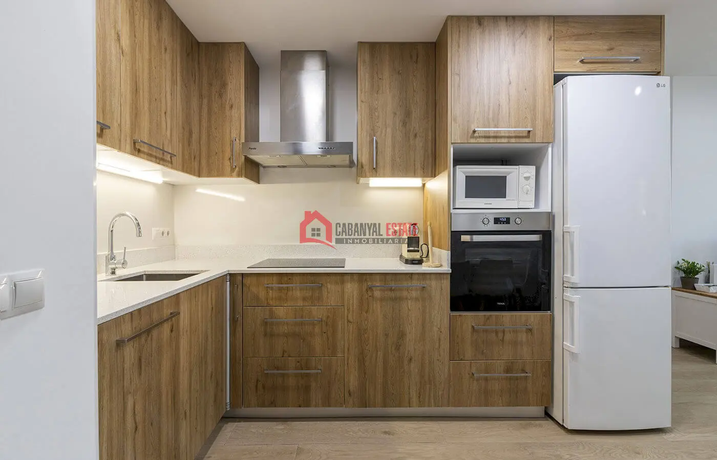 3-bedroom Low Level In Valencia (87 M²)