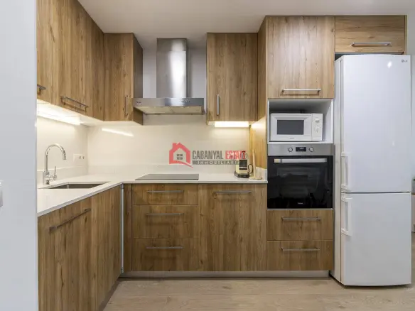 3-bedroom Low Level In Valencia (87 M²)