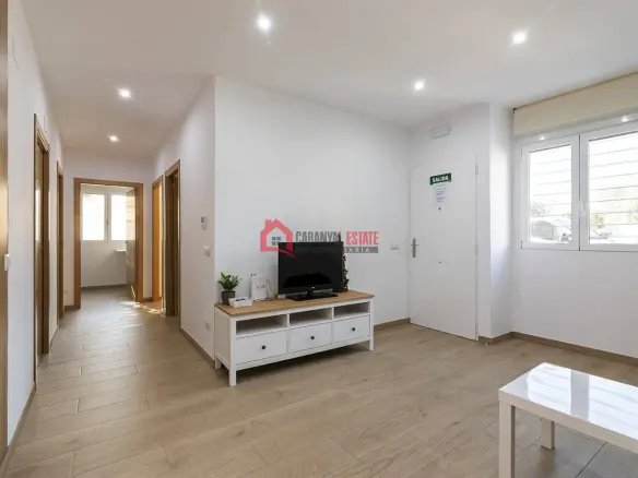 3-bedroom Low Level In Valencia (87 M²)