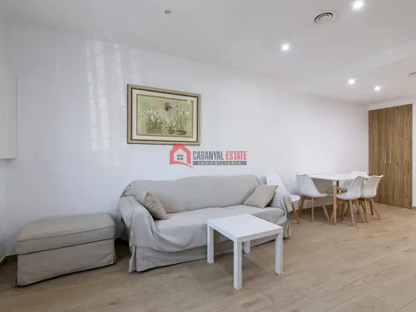 3-bedroom Low Level In Valencia (87 M²)