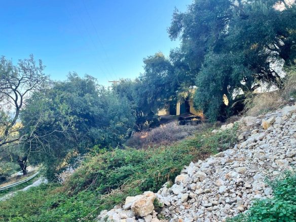 Land Plot Of 1035 M² Available In Corfu