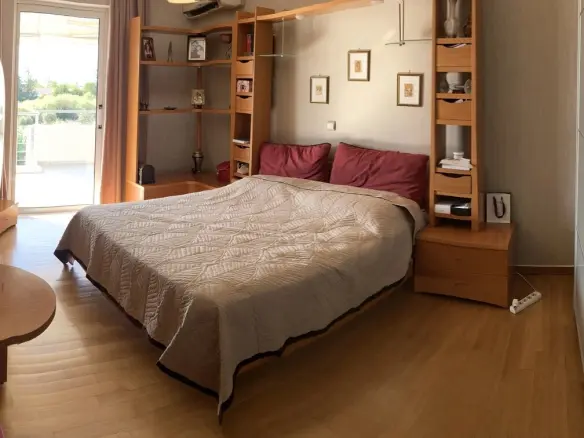Duplex With 4 Bedrooms Located In Athens