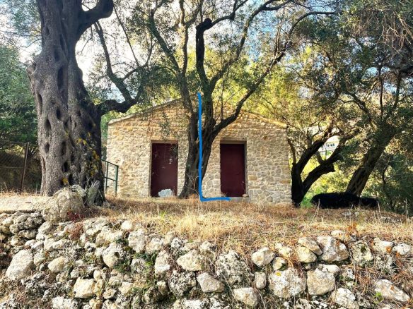 Land Plot Of 1035 M² Available In Corfu