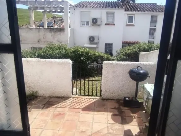 2-bedroom Flat In Las Lagunas De Mijas, Spain (60 M²)