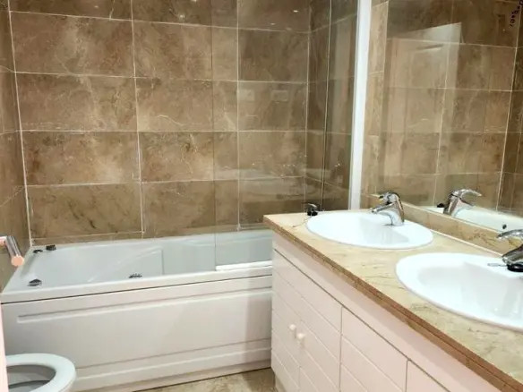 2-bedroom Flat In Benalmádena, Spain (187 M²)