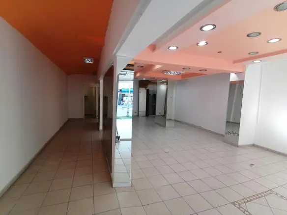 Commercial Property 85 M² Located On The Olympic Coast