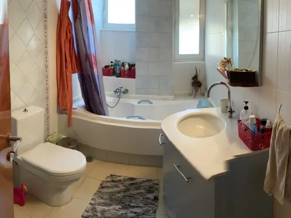 Duplex With 4 Bedrooms Located In Athens