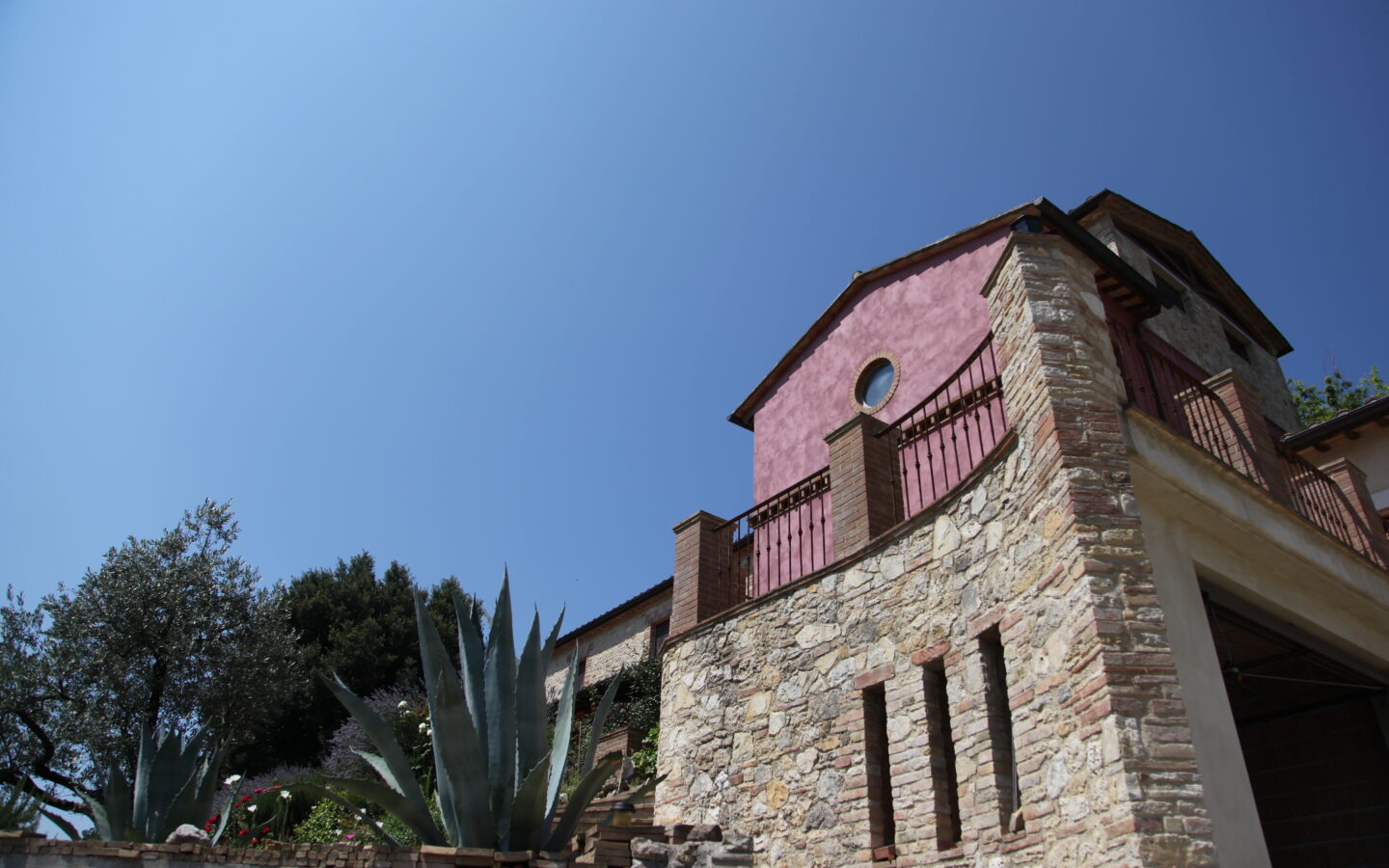 Renovated Villa With Garden In Casale Esteta Region