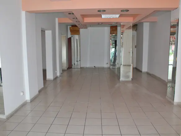 Commercial Property 85 M² Located On The Olympic Coast