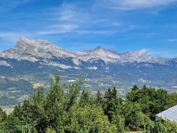 4 Bedroom Ski Chalet In Combloux, Haute-savoie Area