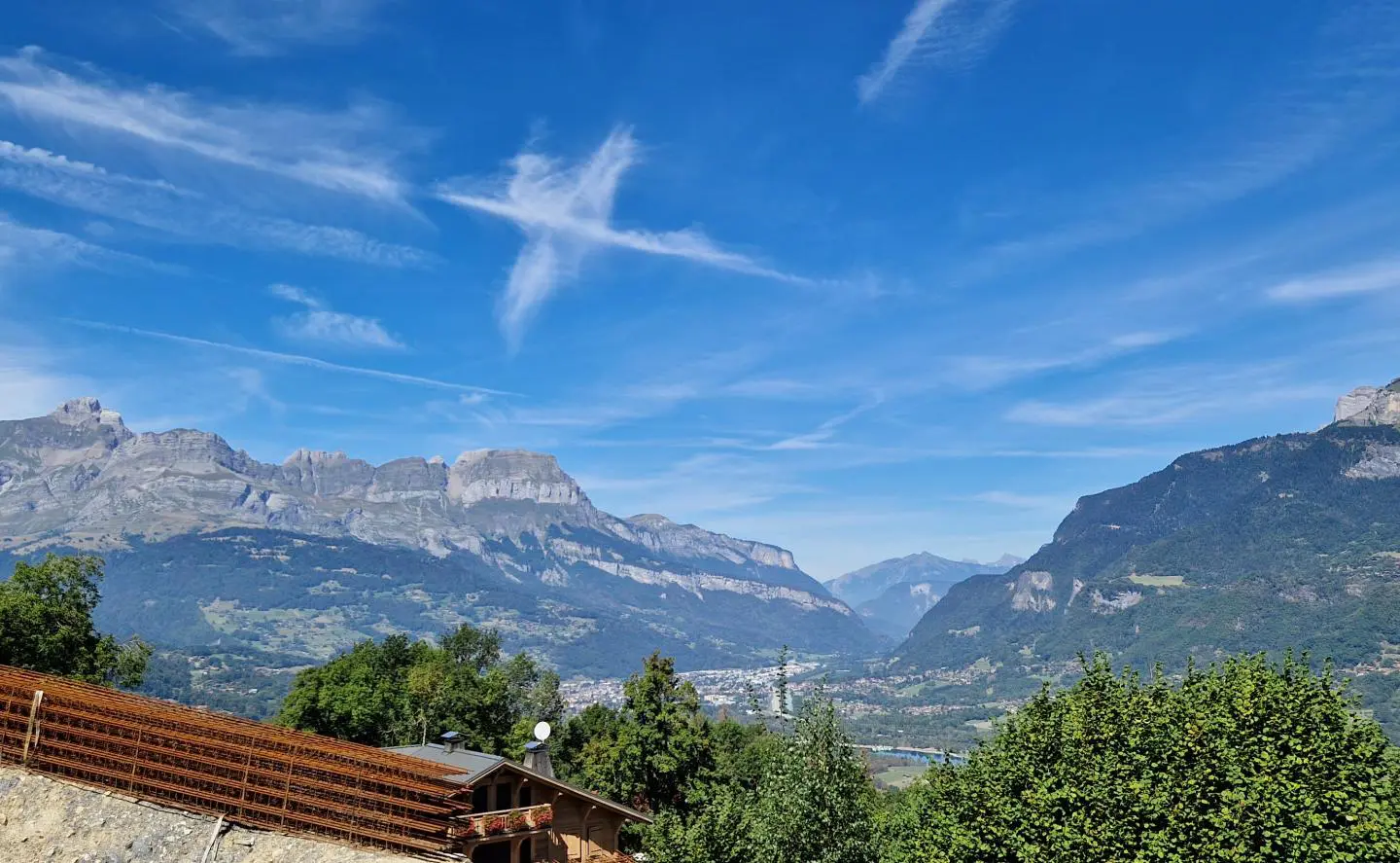 4 Bedroom Ski Chalet In Combloux, Haute-savoie Area