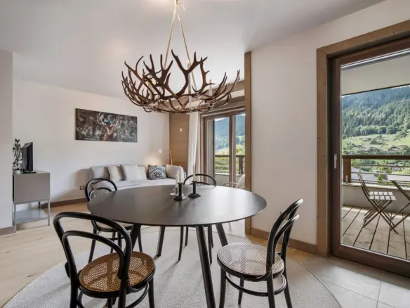 2 Bedroom Ski Apartment In Megeve, Haute-savoie Region