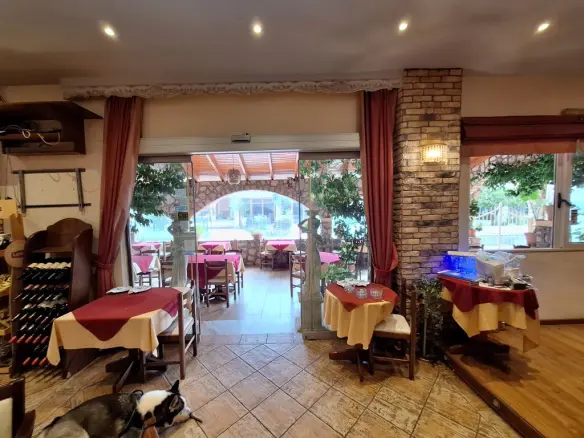 Hotel In Corfu, Greece (400 M²)