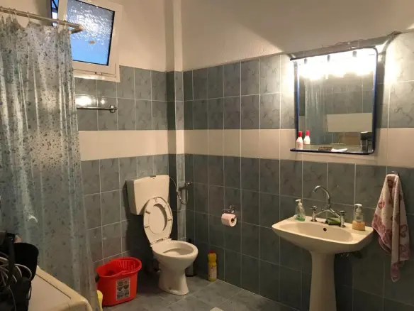 Detached House With 2 Bedrooms Located On Olympic Coast