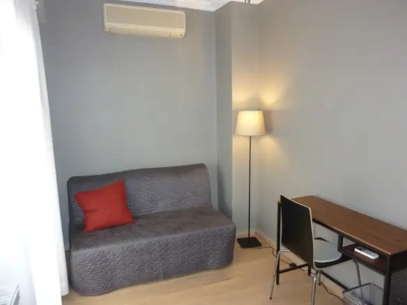 2-bedroom Flat In Center Of Thessaloniki, Greece (87 M²)