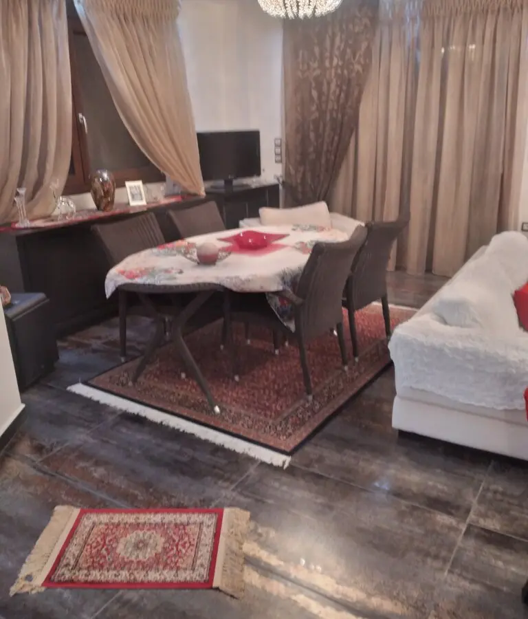 Detached House With 5 Bedrooms In Thessaloniki Suburbs