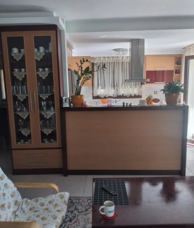 Detached House With 5 Bedrooms In Thessaloniki Suburbs