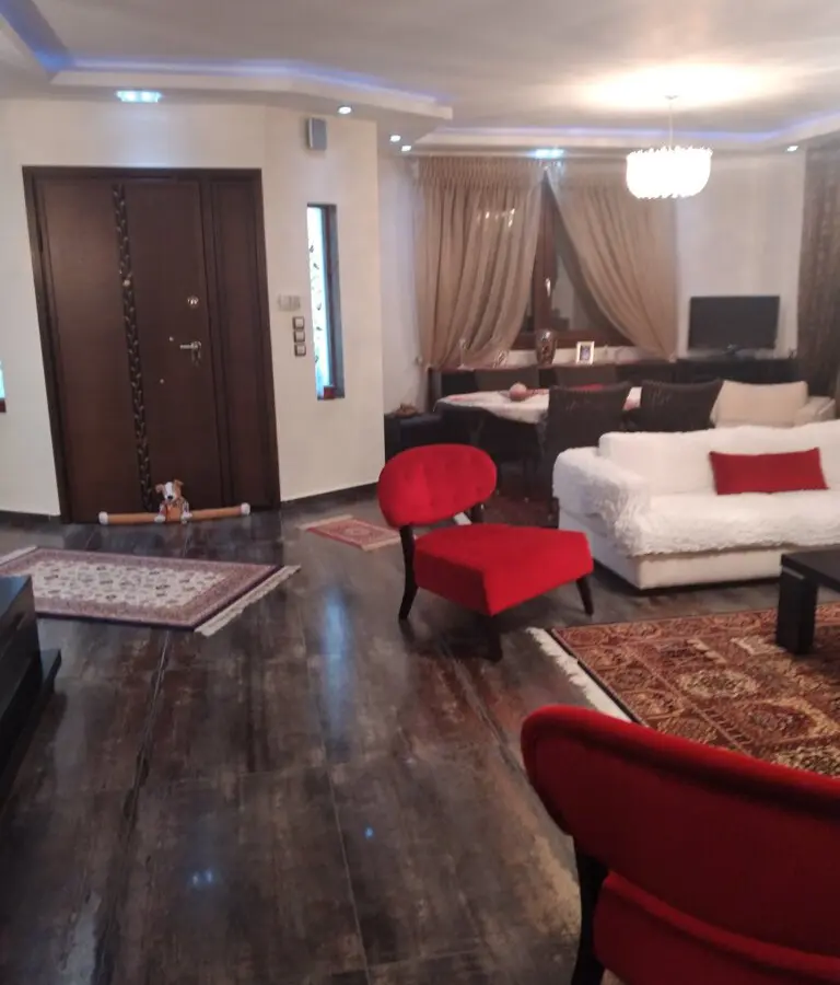 Detached House With 5 Bedrooms In Thessaloniki Suburbs