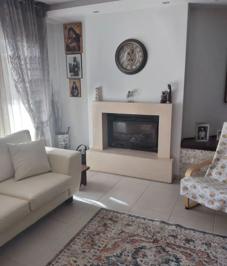 Detached House With 5 Bedrooms In Thessaloniki Suburbs