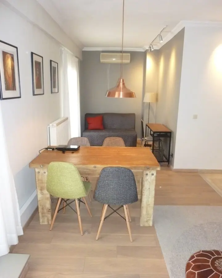 Flat In Thessaloniki With 87 M² And Multiple Bedrooms