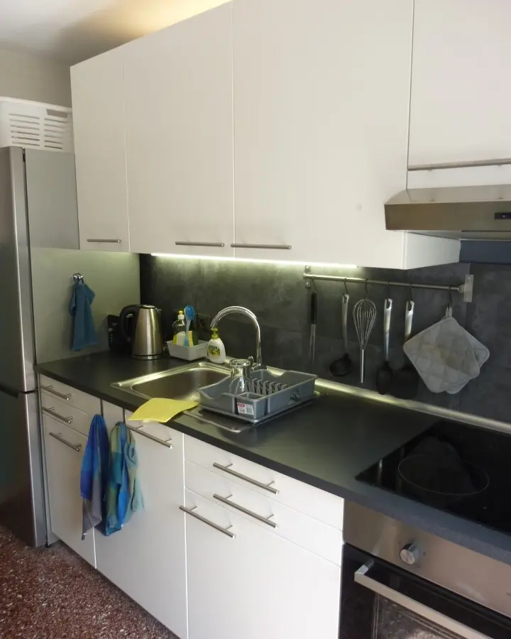 Flat In Thessaloniki With 87 M² And Multiple Bedrooms