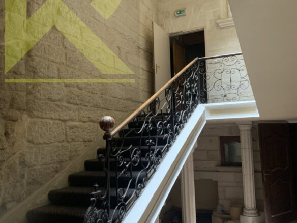 Two-story Building In Prime Location, 800 M² Area