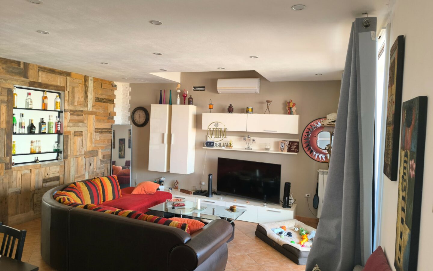 Villa With Sea View In Ponte Fiumarella, Efficient Design
