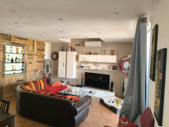 Villa With Sea View In Ponte Fiumarella, Efficient Design