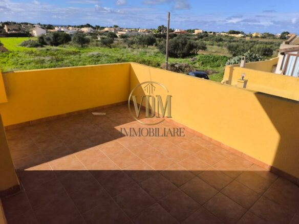 Villa With Sea View In Ponte Fiumarella, Efficient Design