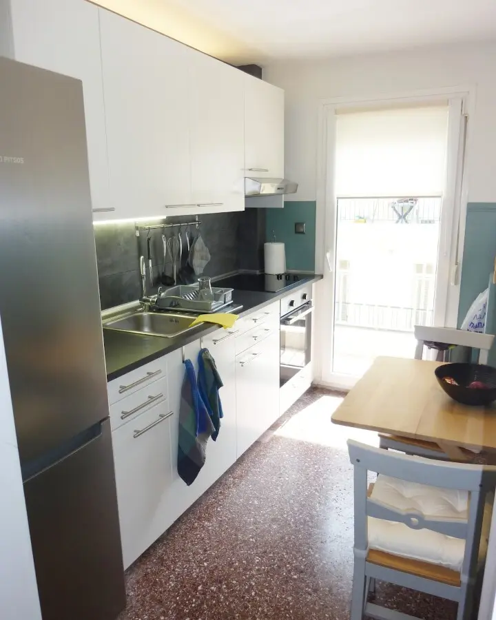 Flat In Thessaloniki With 87 M² And Multiple Bedrooms