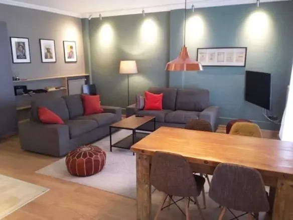 2-bedroom Flat In Center Of Thessaloniki, Greece (87 M²)